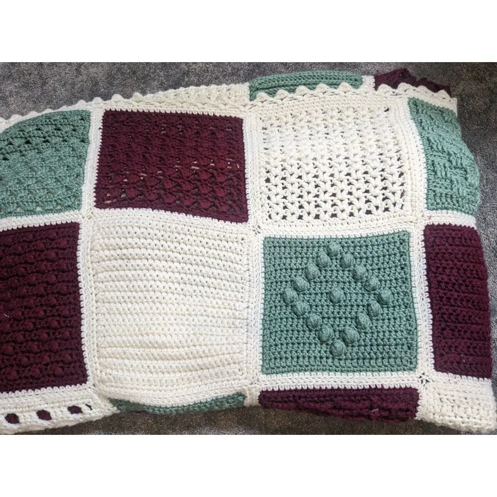 VTG Handmade Crochet Afghan Blanket‎ 88x66